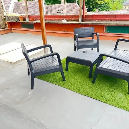L'atypique Terrasse Un Sejour A Part Briey